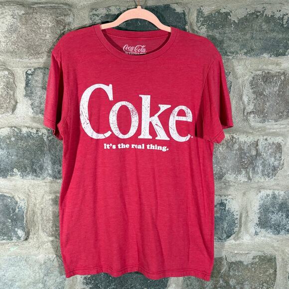 Coca-Cola Vintage Coke Tee M Red‎ Graphic Shirt Soft Retro “It’s the Real Thing” - Picture 1 of 10